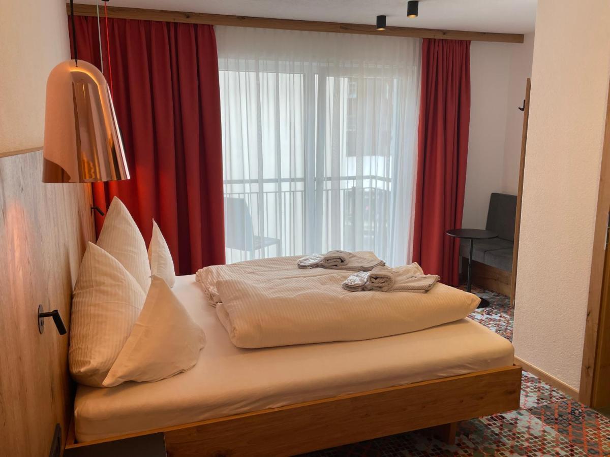 סן אנטון Hotel Grieserin מראה חיצוני תמונה
